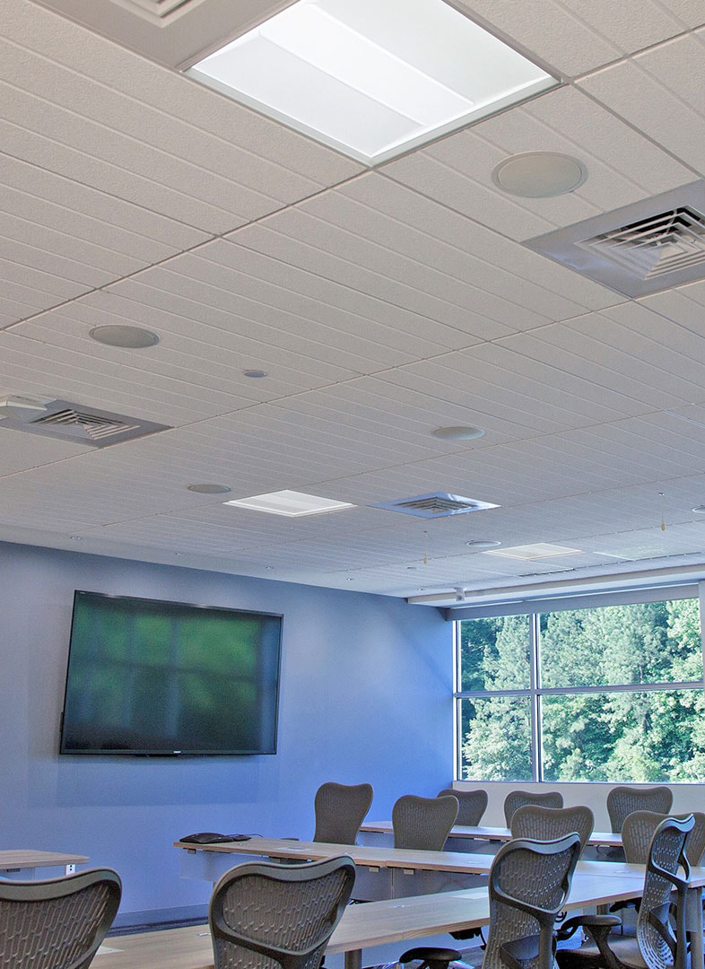 Photo-Gallery-commercial-office-acuity-brands-lighting-isf-03