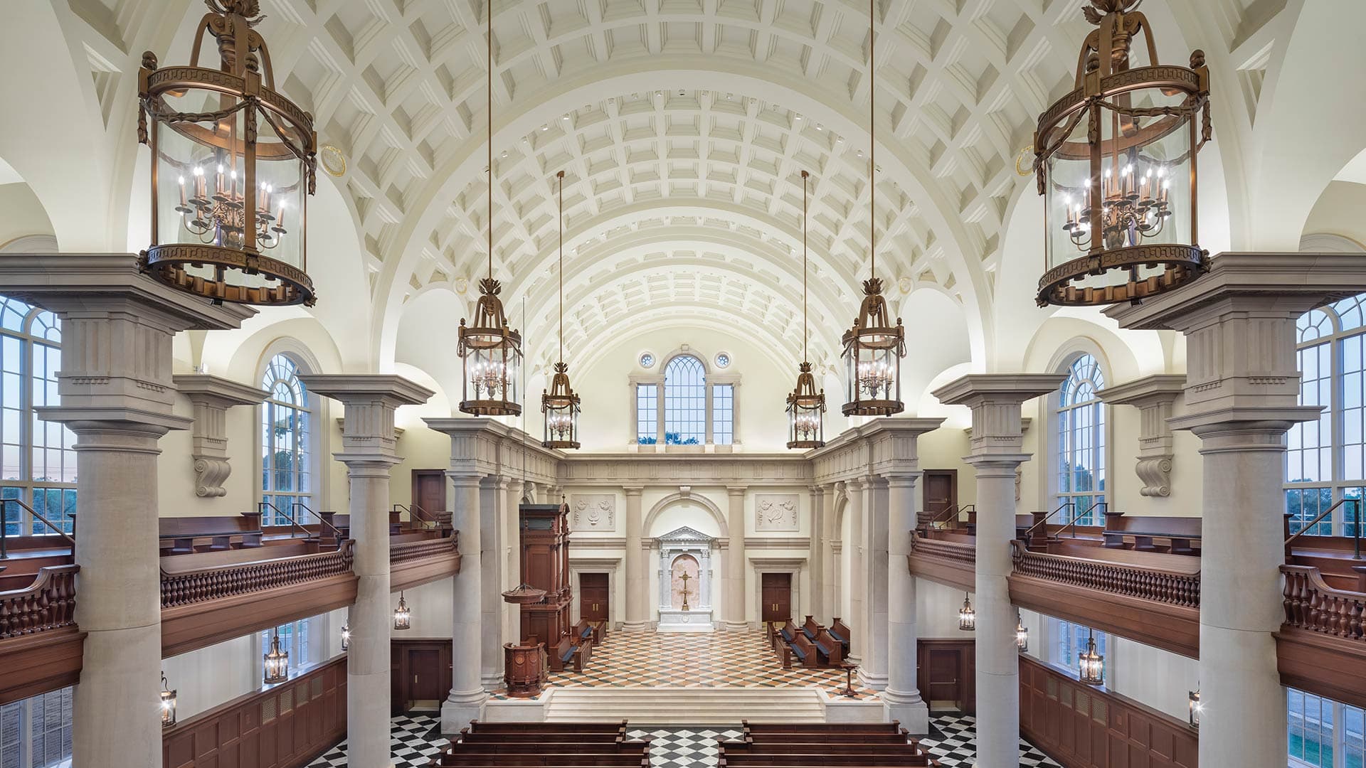 photo-gallery-monument-hillsdale-college-christ-chapel-01