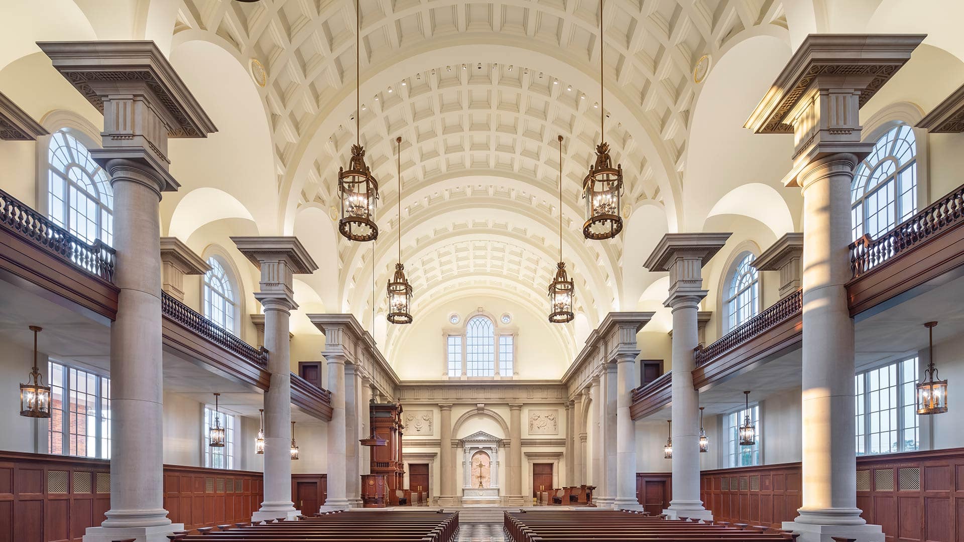 photo-gallery-monument-hillsdale-college-christ-chapel-03