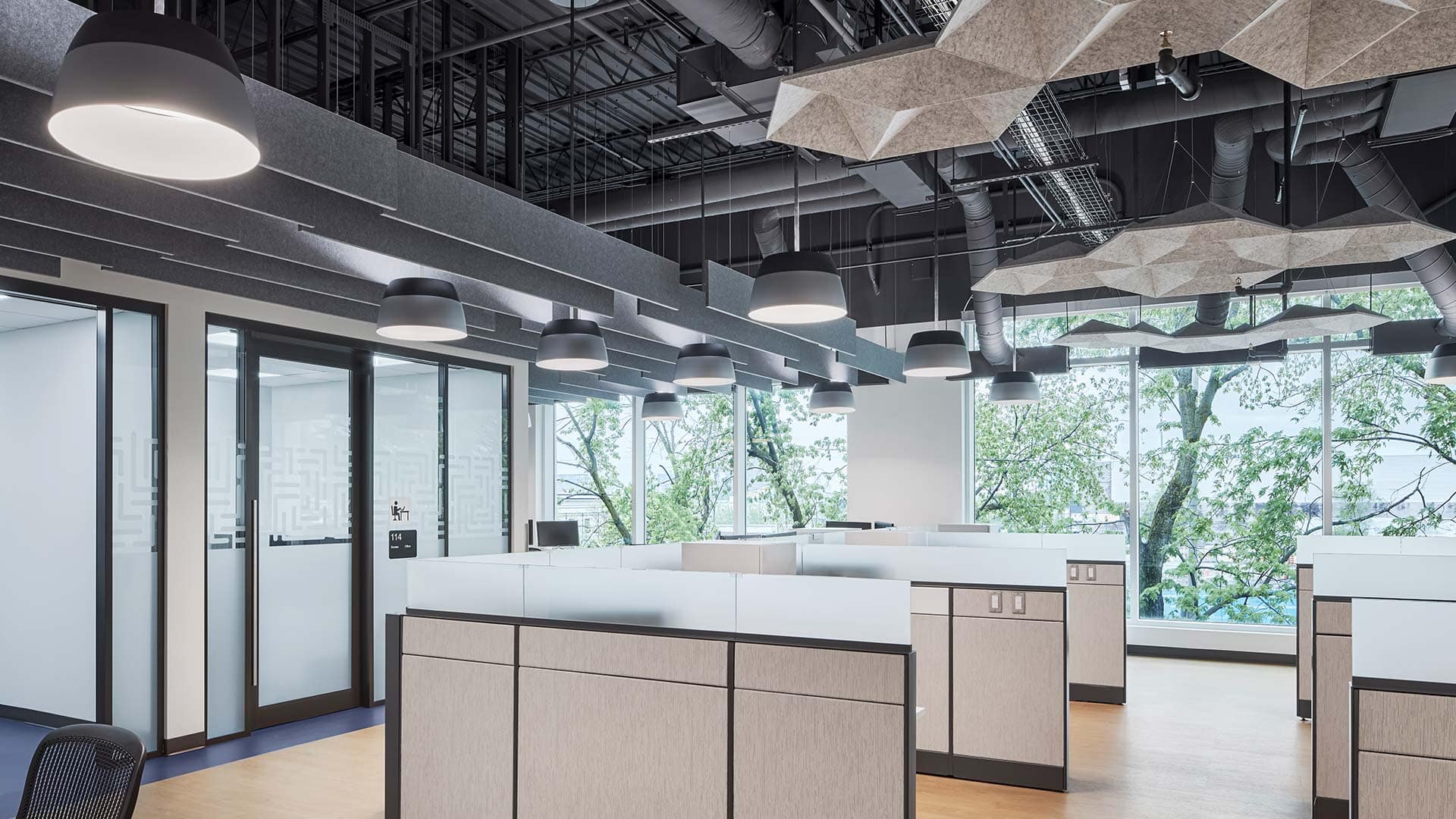 photo-gallery-commercial-office-accessibility-standards-canada-01