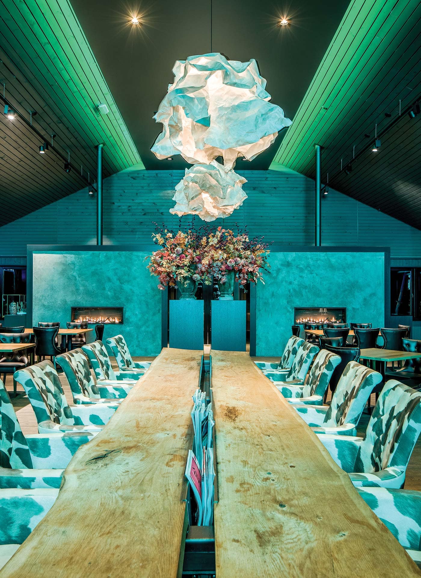 photo-gallery-hospitality-entertainment-bar-and-restaurant-at-sea-06