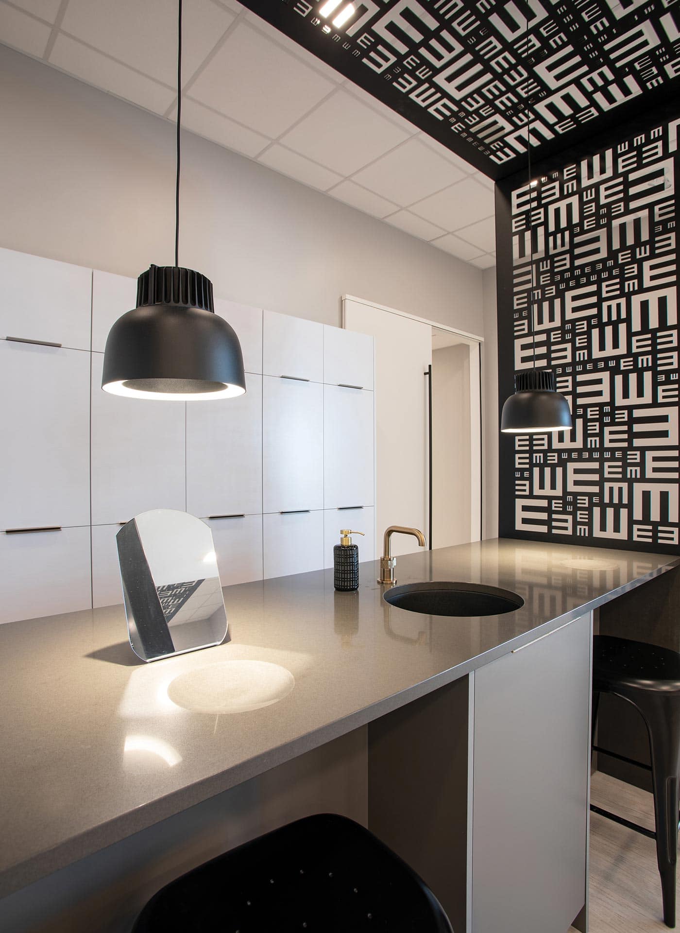 photo-gallery-commercial-office-brighton-eyecare-01