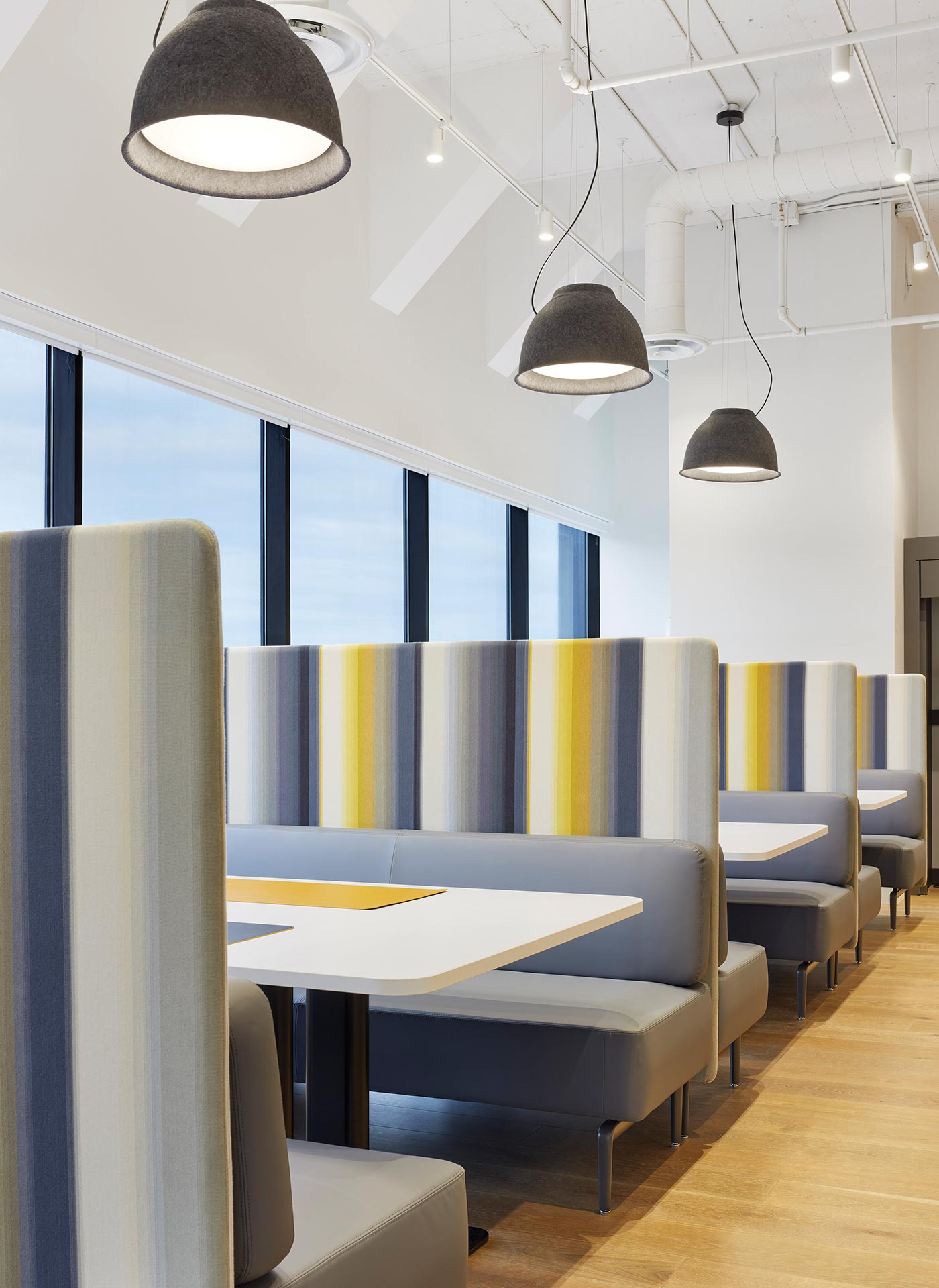 photo-gallery-commercial-office-epstein-cole-toronto-family-law-firm-02