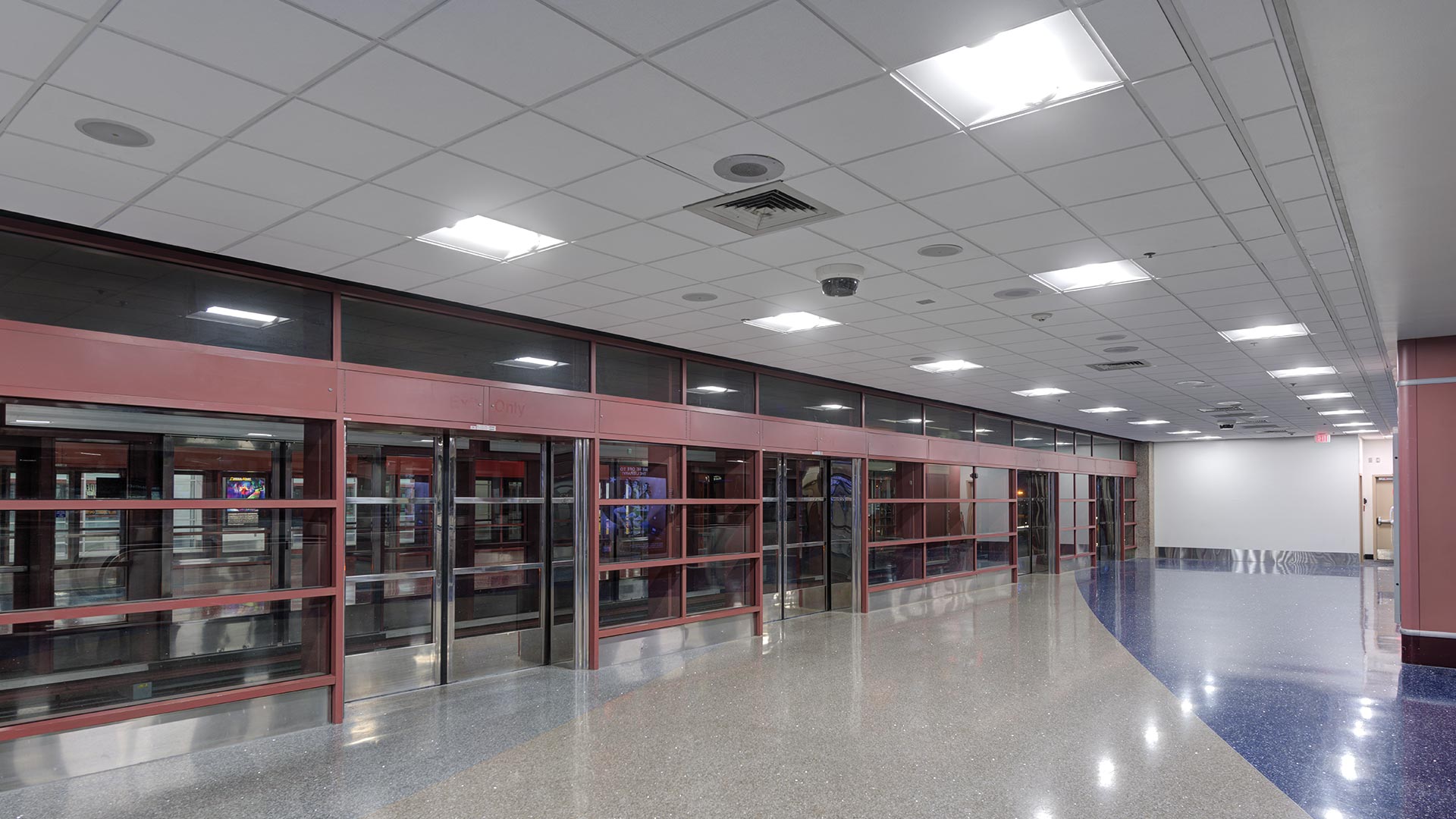photo-gallery-transportation-harry-reid-international-airport-terminal1-01