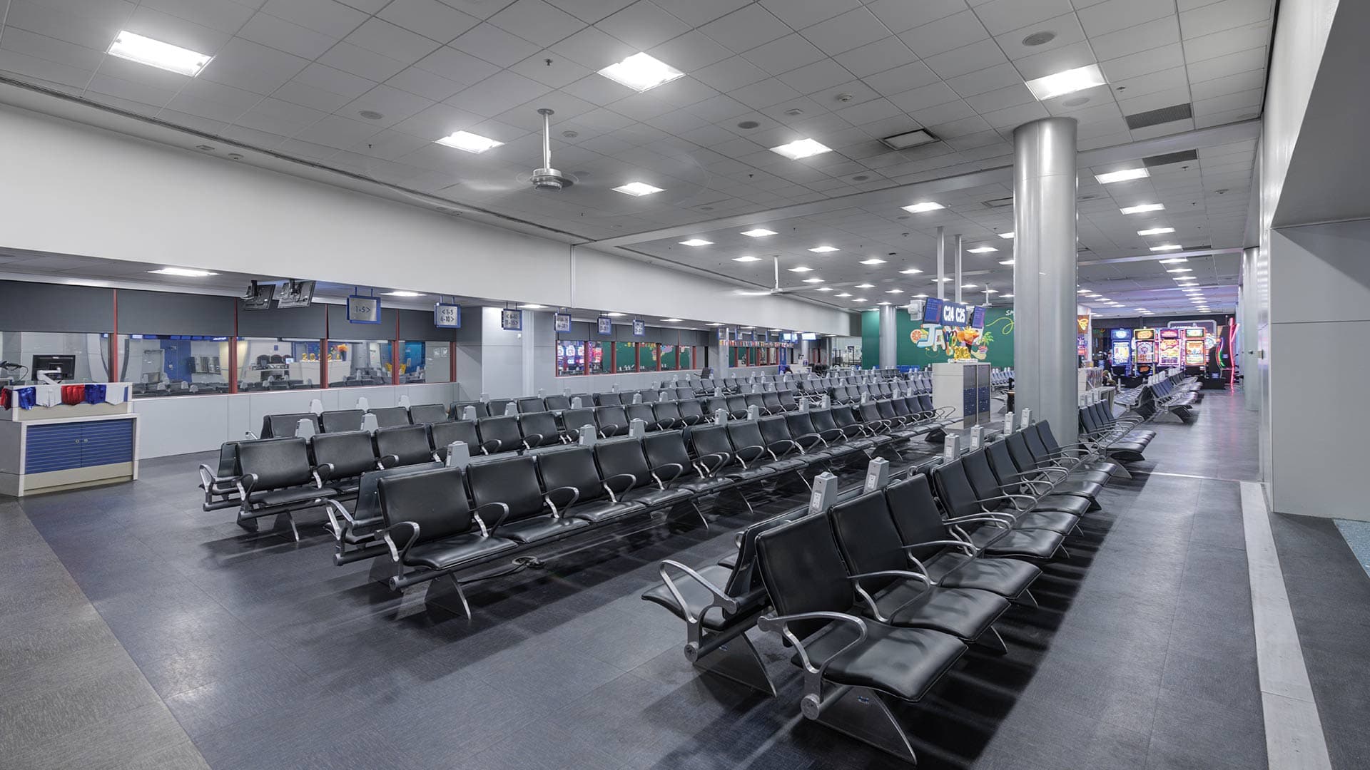 photo-gallery-transportation-harry-reid-international-airport-terminal1-05