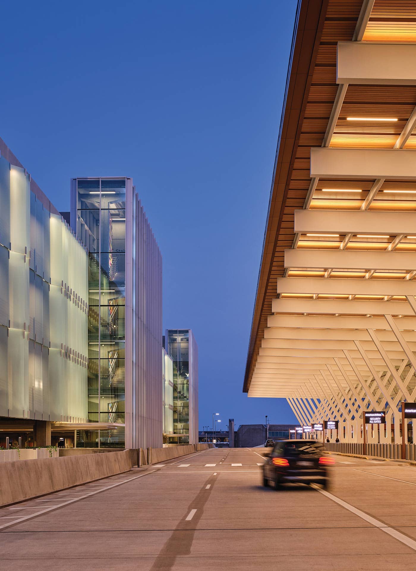 photo-gallery-garage-kansas-city-international-airport-parking-garage-08