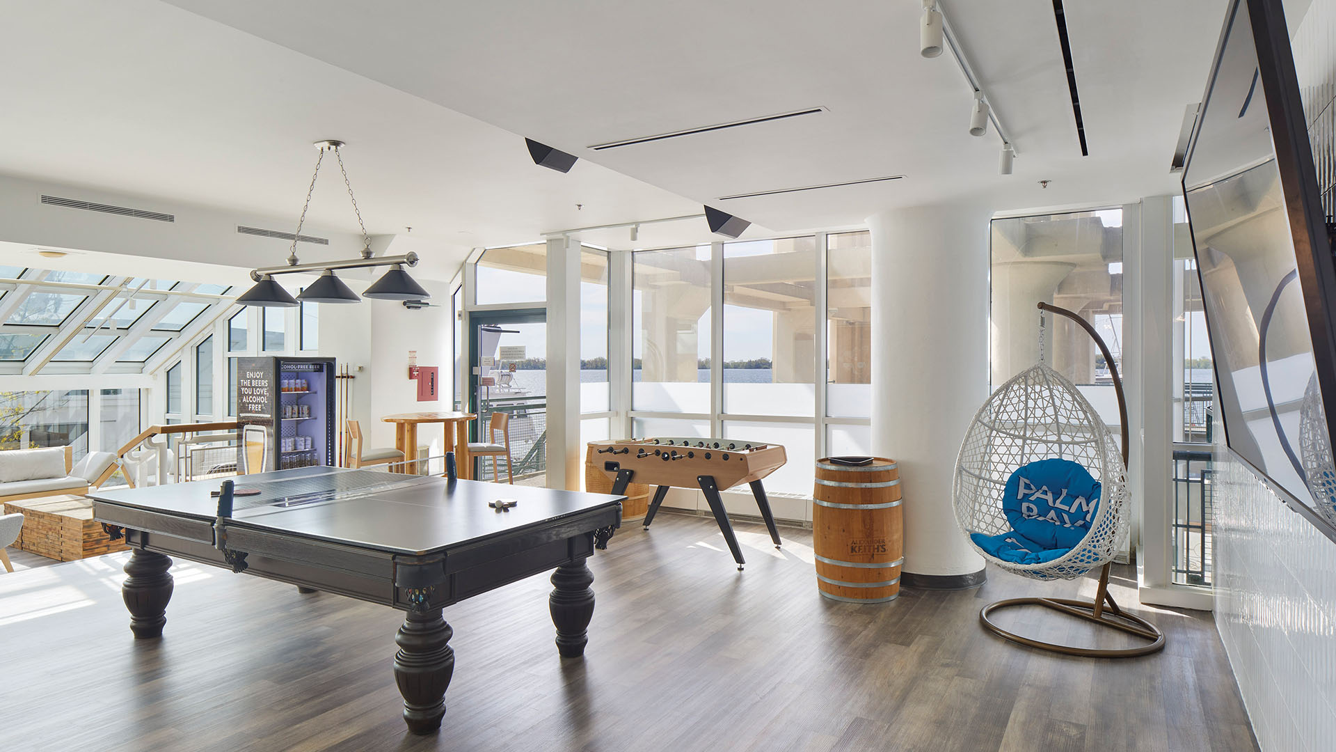 photo-gallery-commercial-office-labatt-breweries-09