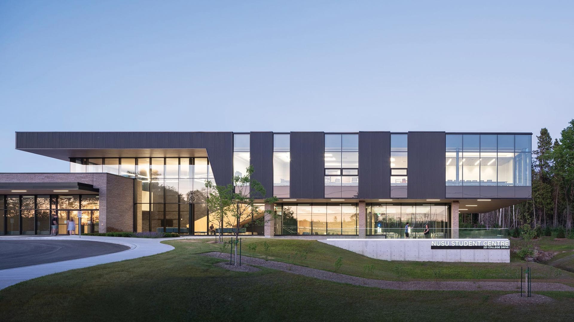 photo-gallery-education-nipissing-university-student-union-student-centre-04