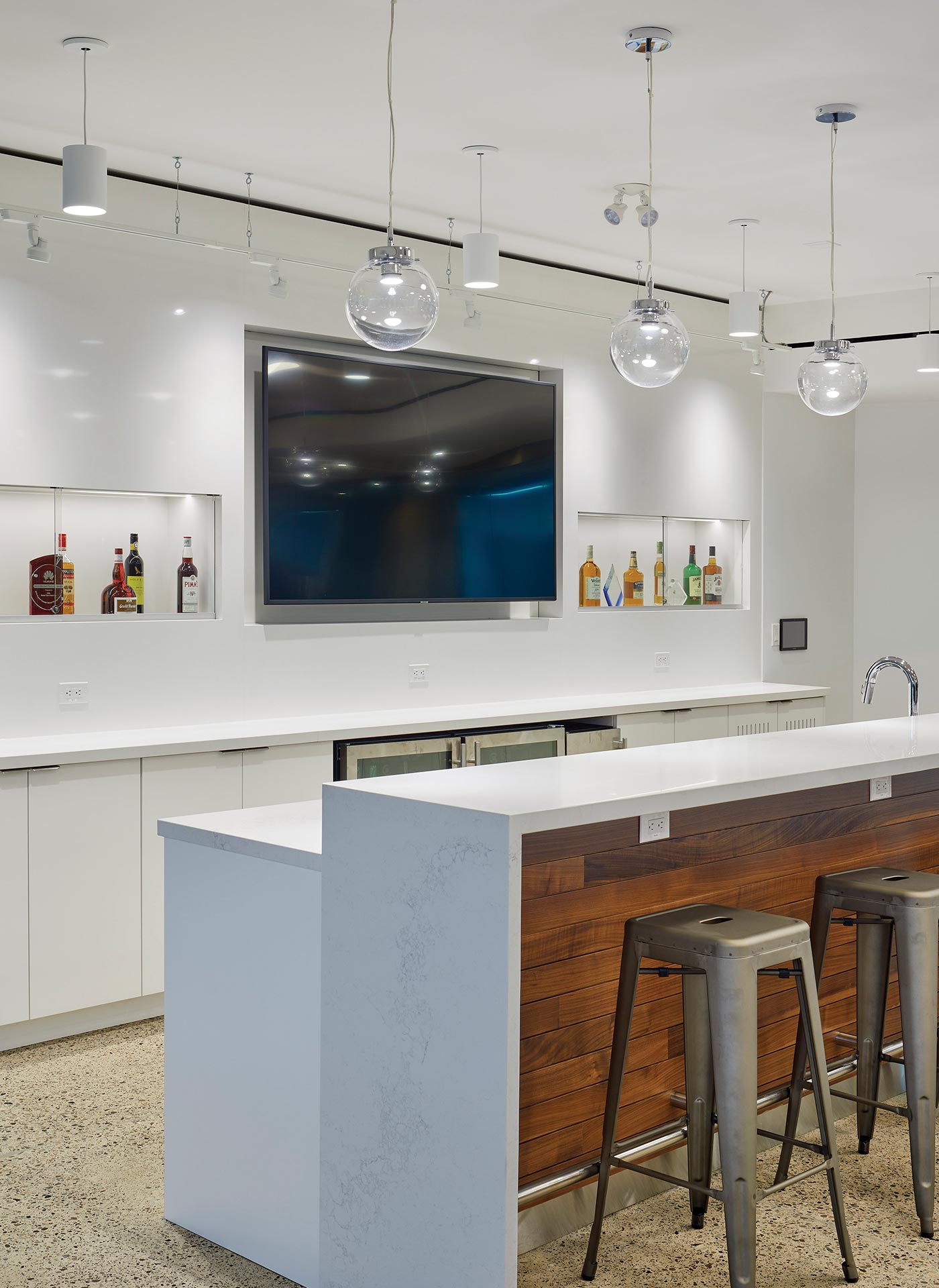 photo-gallery-commercial-office-osl-retail-services-04
