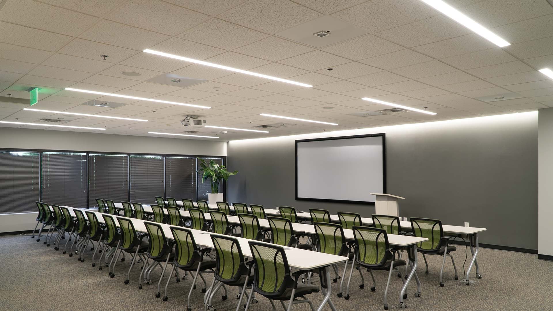 photo-gallery-commercial-office-smart-lighting-solutions-corporate-office-01