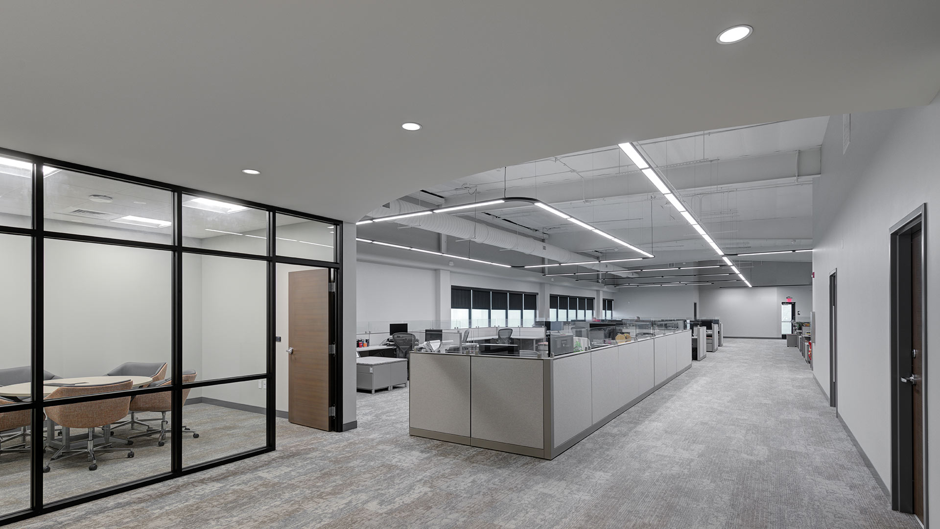 photo-gallery-commercial-office-smc-electric-02