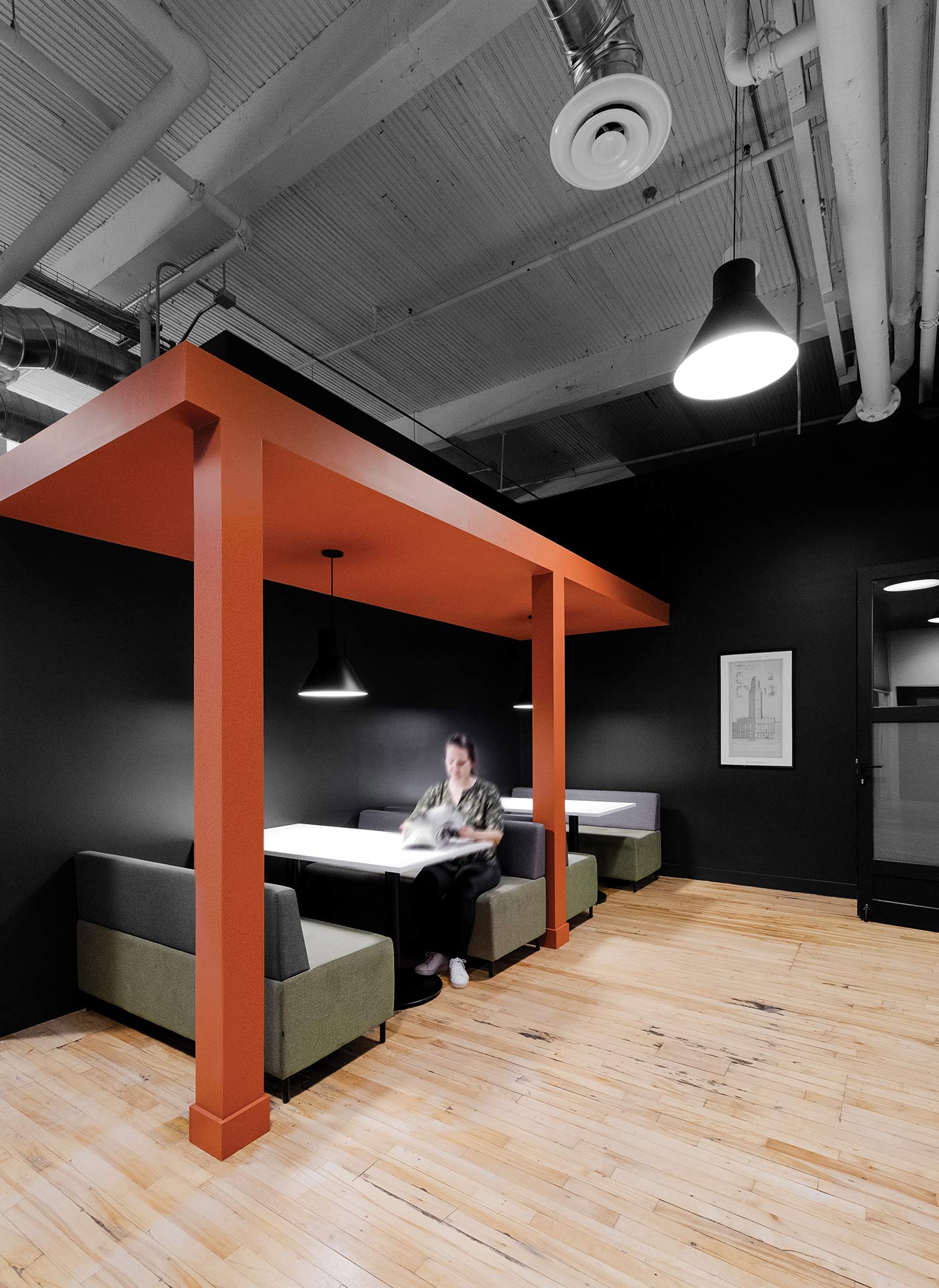 photo-gallery-commercial-office-st-denis-thompson-07