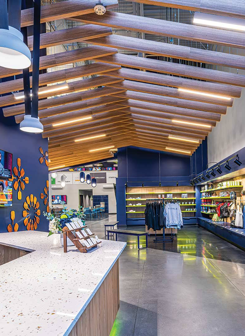 photo-gallery-hospitality-entertainment-the-flying-pickle-indoor-pickleball-center-04