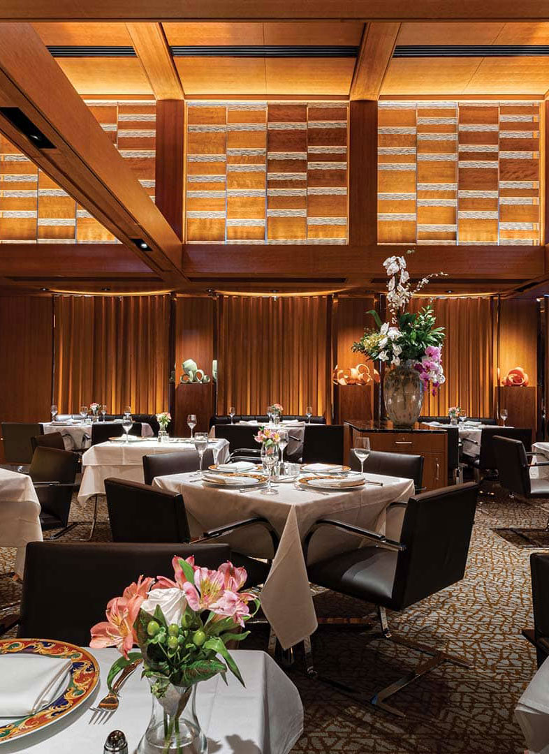 photo-gallery-hospitality-entertainment-tonys-restaurant-01