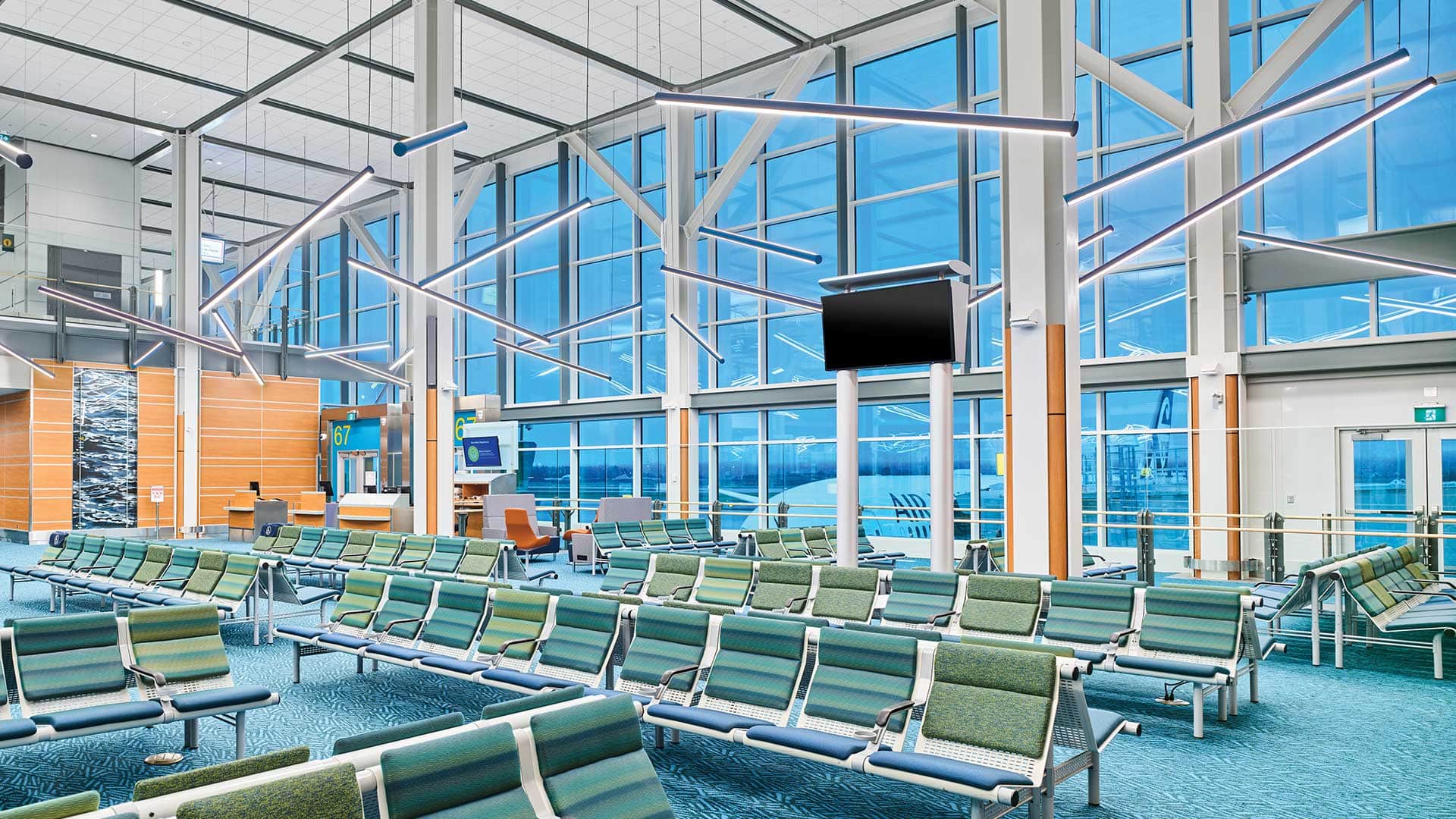 photo-gallery-transportation-vancouver-international-airport-pier-d-01